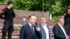 Secretarul executiv al Partidului Socialiștilor, Vlad Batrîncea, alături de fostul deputat socialist Alexandru Nesterovschi