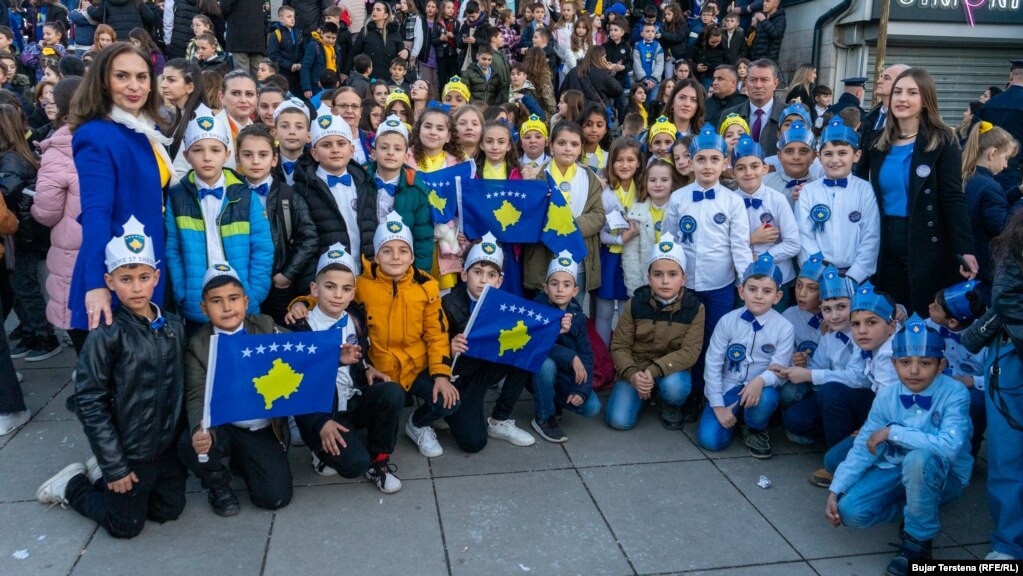 Në ngjarjen për kujtimin dhe nderimin e fëmijëve të vrarë në luftë, morën pjesë ehde 1.133 fëmijë nga rajone të ndryshme të Kosovës. 