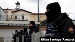 Pjesëtarë të Policisë turke. Fotografi ilustruese nga arkivi. 