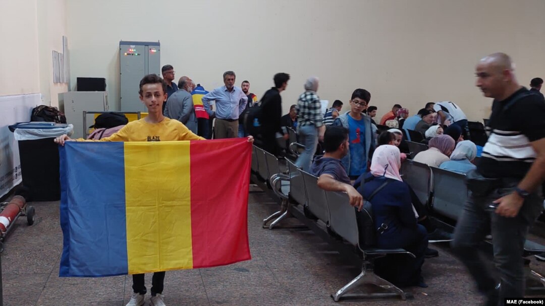 Încă 86 de români și membri de familie au fost evacuați din Fâșia Gaza, prin punctul de trecere Rafah. Alte 134 de persoane au ajuns în România.