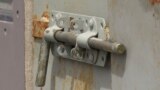In Jail With Navalny: Mock-Up Shows Conditions In Russian Prison