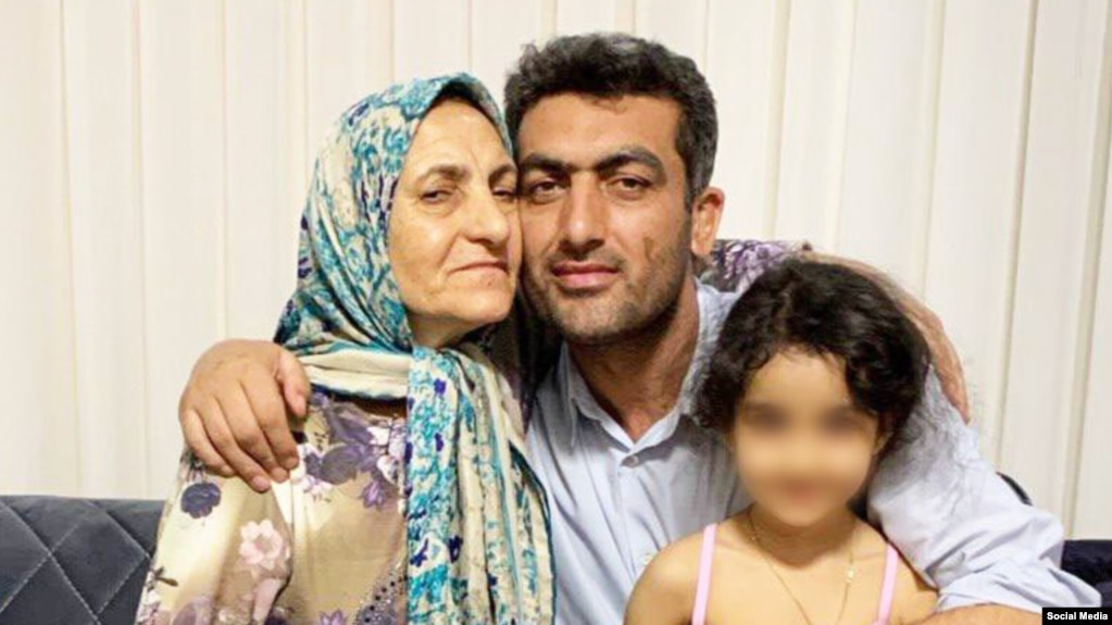 روح‌الله حیدری، برادر جواد،‌ از کشته‌شدگان اعتراضات «زن،‌ زندگی، آزادی»