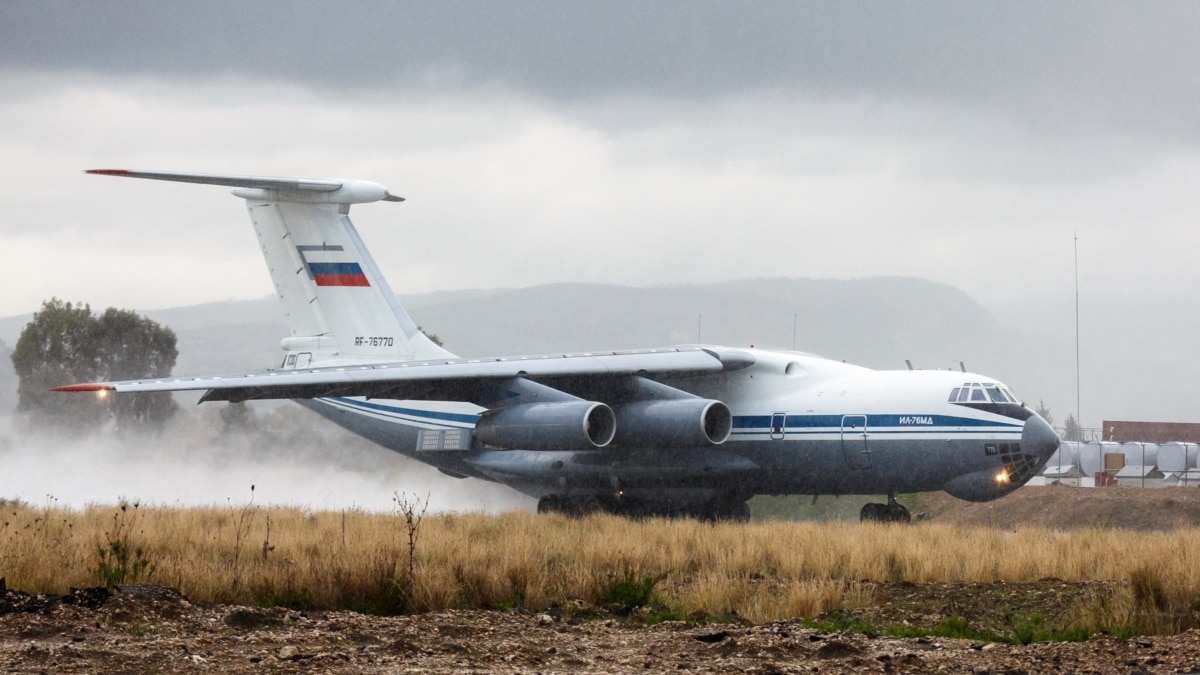 Украйна е взривила самолет със собствените си бойци на борда,