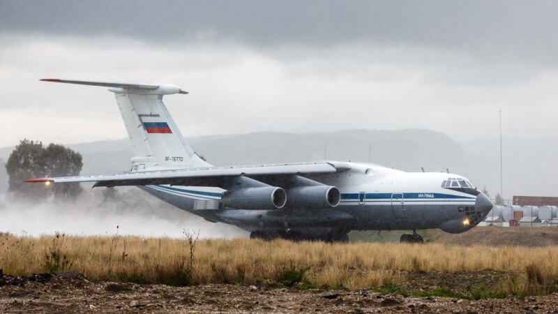 Srušio se ruski vojni transportni avion, saopštili zvaničnici