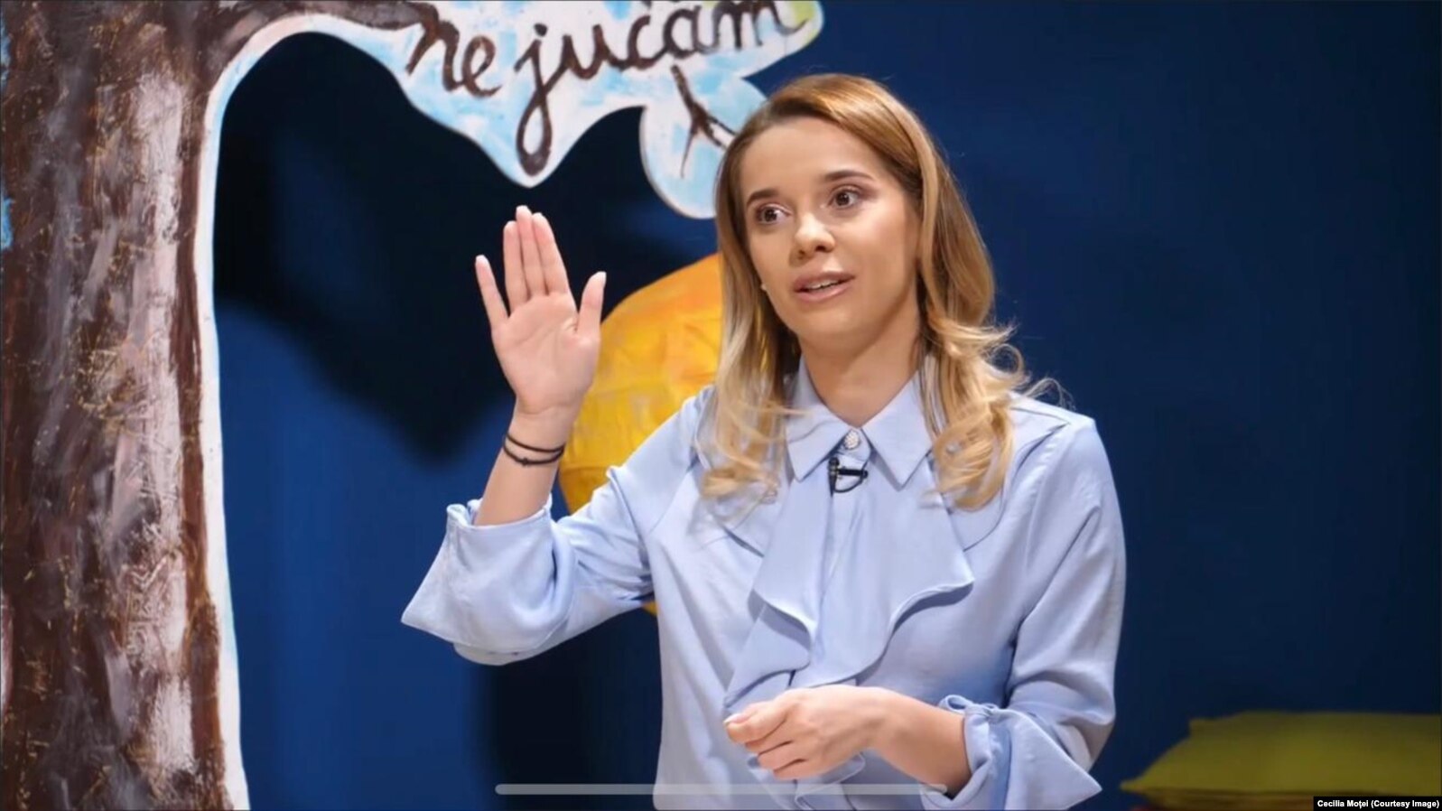 Cecilia Moței este psiholog școlar cu o experiență de mai bine de zece ani în lucrul cu copiii și profesorii.
