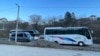 Autobus kompanije "In Turs" u Rudom, Bosna i Hercegovina, koja je 17. decembra prevozila glasače u Beograd (fotografija načinjena 21. decembra 2023.)