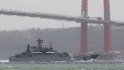 Два кораба се удрят в Черно море близо до българския
