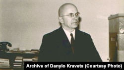 Михайло Демкович-Добрянський у 1956–1972 очолював Українську редакцію Радіо Свобода, яке спершу мало назву Радіо Визволення