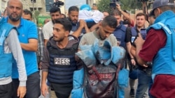 از زمان حمله حماس به خاک اسرائیل در ۱۵ مهر پارسال، بیش از ۱۰۰ خبرنگار فلسطینی در غزه کشته شده‌اند