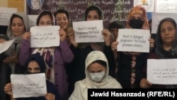 څارنوالان زن که به روز سه شنبه در اسلام آباد گردهمایی اعتراضی بر پا کرده بودنذ 