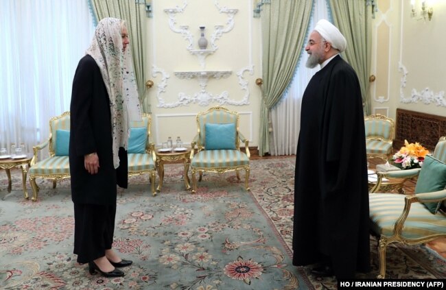 کاگ در دیداری با حسن روحانی در تهران در اسفند ماه ۱۳۹۶
