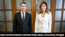 Ukrainanyň daşary işler ministriniň birinji orunbasary Emine Japarowa Türkmenistanyň Ukrainadaky ilçisi Toýli Ataýew bilen duşuşdy