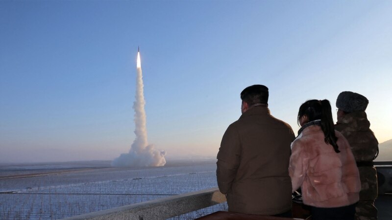 Северна Кореја тврди дека тестирала подводен систем за нуклеарно оружје
