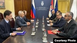 Aleksandar Bocan Harčenko (levo) i Ivica Dačić na sastanku u Beogradu, 11. mart 2024. godine 