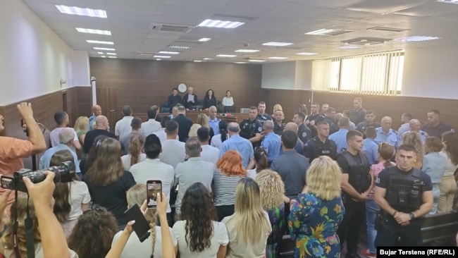 Pamje nga salla në Gjykatën Themelore të Ferizajt, ku u bë shpallja e aktgjykimit për rastin e Marigona Osmanit.