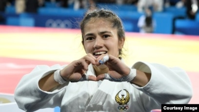 Бисексуалды оргиялар