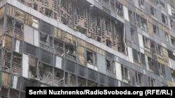 Лікувально-діагностичний корпус після удару. Нараз його вже повністю відновили