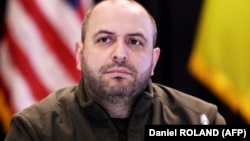 Раніше Центр протидії дезінформації при РНБО заперечував повідомлення про те, що Умєров нібито відмовляється повертатися в Україну на тлі розслідування справи про масштабну корупцію в енергетиці