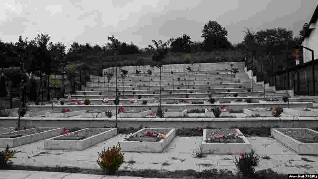 More than 110 empty graves were opened at the Krusha e Vogel cemetery near&nbsp;the town of Prizren to mark the International Day of the Disappeared on August 30.