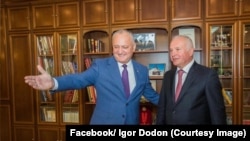 Întâlnirea dintre Igor Dodon și neamțul pro-rus Alexandr Rahr, în 2019, la Chișinău.