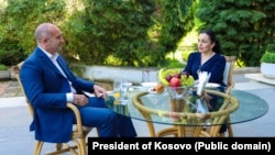 Presidentja e Kosovës, Vjosa Osmani, dhe presidenti i Bullgarisë, Rumen Radev.