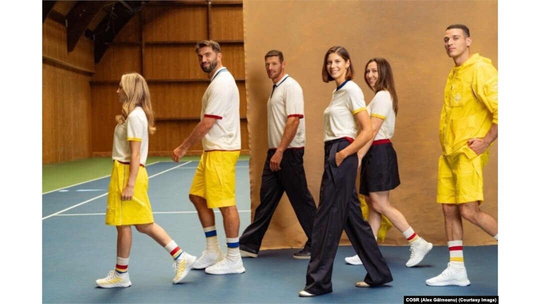 Defilare provizorie de modă a sportivilor români Team Romania înainte de a pleca la Paris