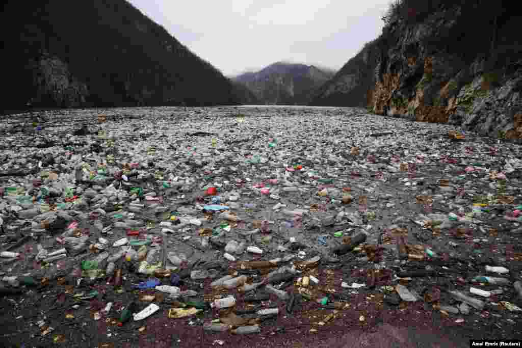 Pictured on January 5, the usually emerald waters of the Drina river -- which winds its way through Montenegro, Serbia, and&nbsp;Bosnia -- are once again a floating garbage patch near the historic town of Visegrad, in eastern Bosnia.