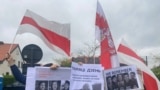 A protest in honor of Alyaksandr Kulinich, who died in a pretrial detention center in Brest in April, just days before his trial on charges of "insulting" strongman Alyaksandr Lukashenka was scheduled to begin.