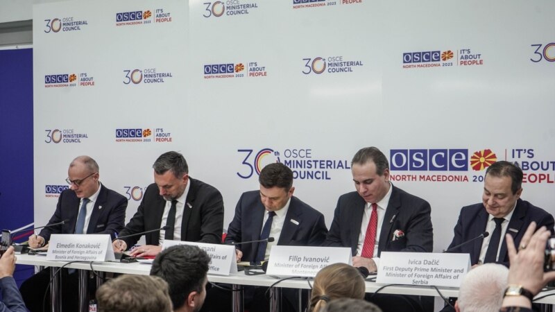 Ministrat e rajonit e nënshkruajnë një deklaratë për luftimin e korrupsionit në Samitit e OSBE-së