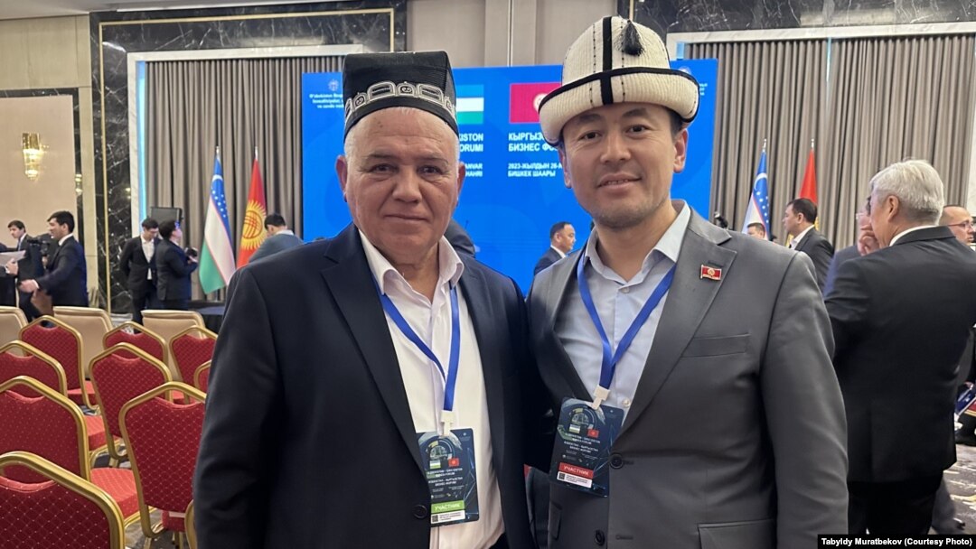 Бишкекте өткөн кыргыз-өзбек бизнес форумунда Абдулпатто аксакал менен. 26-февраль, 2023-жыл. Бишкек.