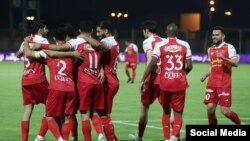 هر نتیجه‌ای غیر از برد استقلال، پرسپولیس را در صدر نگه خواهد داشت