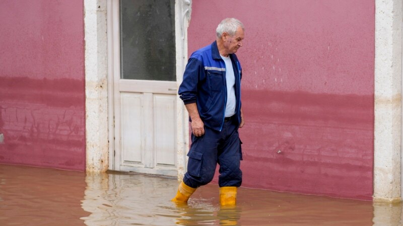 Përmbytje në Kroaci e Bosnje 