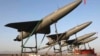 پهپادهای آماده‌شده ایران برای آزمایش در یک مانور نظامی