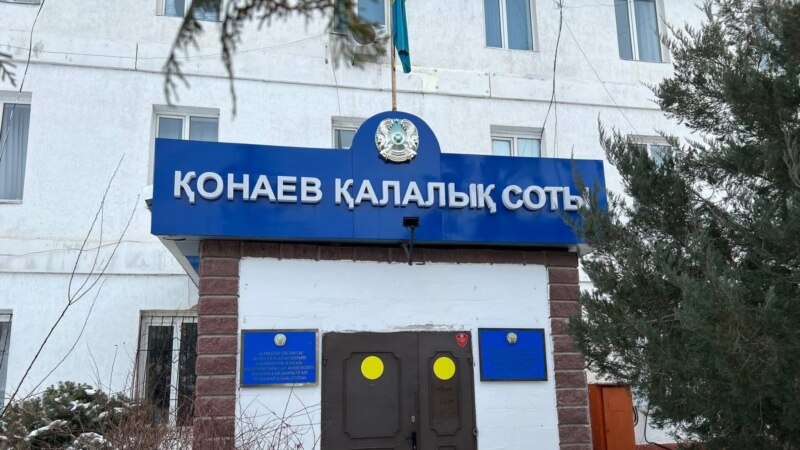 Активисты Данат Намазбаев и Кайрат Клышев оставлены за решеткой