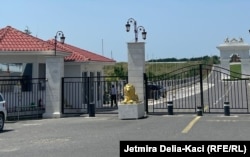Kamp Manza u Draču, gdje je smješteno oko 3.000 pripadnika iranske opozicije.