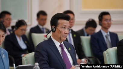 Зәр шығарудың жеке фотосуреттері