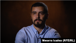 Qırımlı, ''Azov'' ukrayin polkunıñ paramedki Asan İsenaciyev