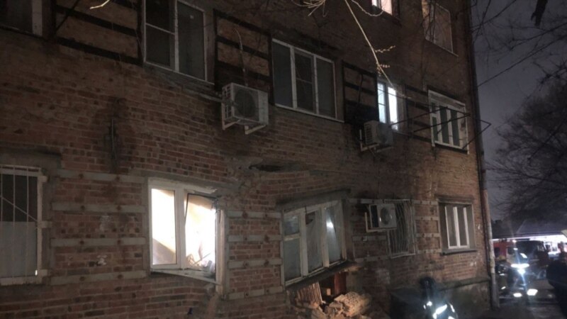 Жильцов рухнувшего дома не пустили на встречу главы Ростова с депутатами