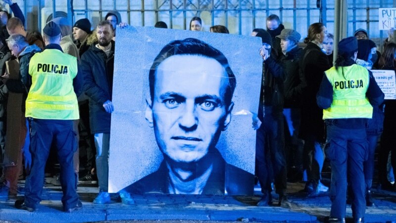 Катаал режимдин беткабын сыйрыган Алексей Навальный 