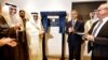 الی کوهن، وزیر خارجه اسرائیل و عبداللطیف بن راشد الزیانی، همتای بحرینی او، رسماً سفارت اسرائیل در منامه بحرین را افتتاح کردند