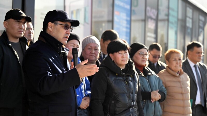 Президент митингдер токтобосо, базарларга тышкы башкаруу киргизилерин айтты 