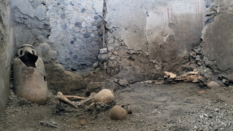 Dva skeletna ostatka pronađena u ruševinama Pompeja