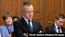 Szijjártó Péter szerint Orbán Viktor bárkivel szívesen tárgyal, így van ez a korábbi külföldi állami vezetőkkel is (a kép illusztráció, egy 2023. októberi parlamenti bizottsági meghallgatáson készült)