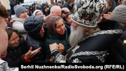 Последние дни УПЦ в Киево-Печерской лавре (фотогалерея)