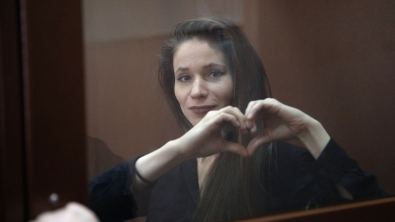 Журналистку SotaVision Антонину Фаворскую арестовали по делу об участии в "экстремистском сообществе" из-за ее связей с ФБК
