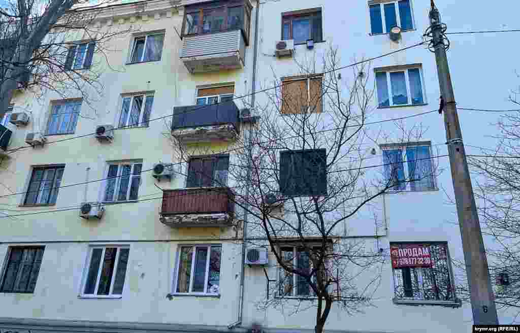 Кто-то уже поспешил выставить свою квартиру в пострадавшем доме на Горького на продажу, Феодосия