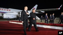 Владимир Путин жана Ким Чен Ын. 2024-жылдын 19-июну. 