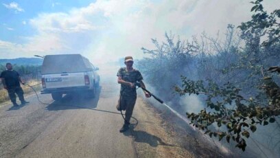 Опасни пожари продължават да бушуват в Свиленградско Хасковско и Пловдивско