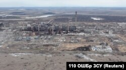 Разрушенный коксохимический завод в Авдеевке (вид с дрона), 19 февраля 2024 года