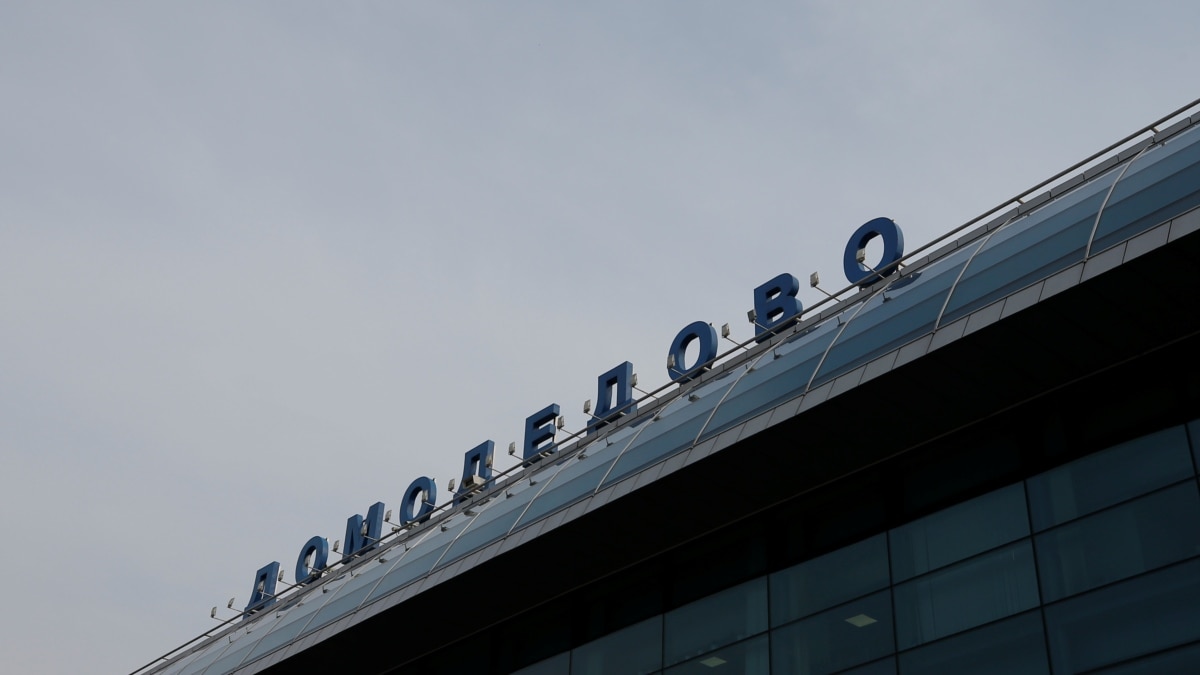 The blogger detained in “Domodedovo” conveyed the message through a lawyer